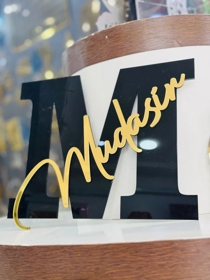 Signature Name Display